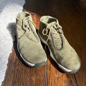 Air Jordan Olive Suede High / Mid Top — Women’s Size 8